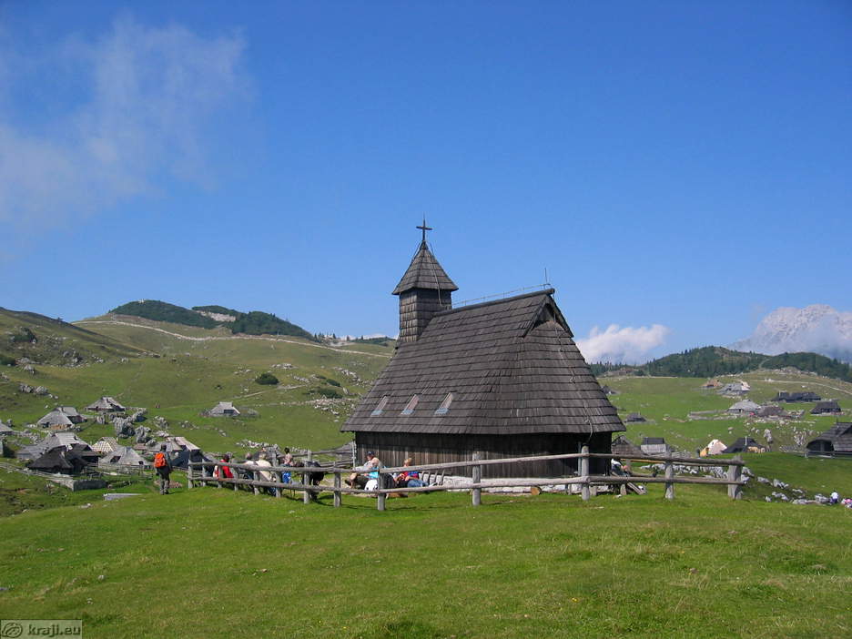 Kapela Marije Snežne na Veliki planini